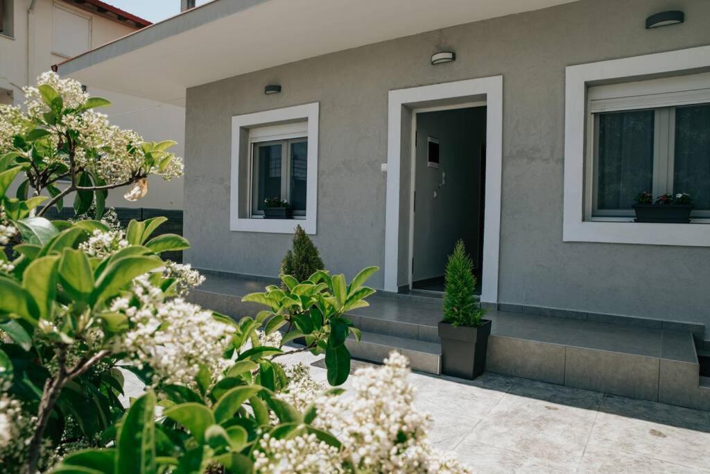 Sophia'S Coastal Retreat Villa Korinós Dış mekan fotoğraf