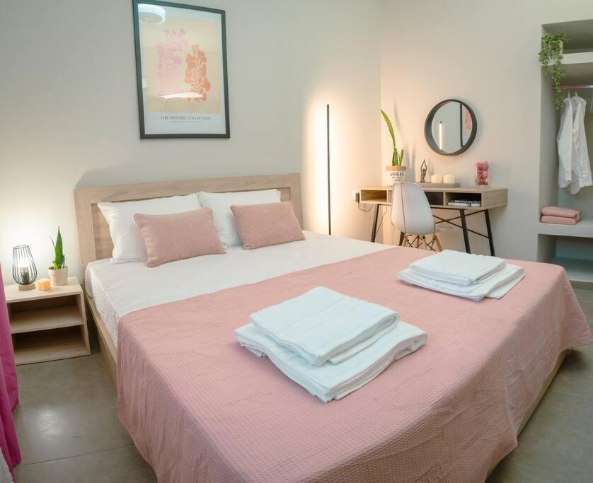 Sophia'S Coastal Retreat Villa Korinós Dış mekan fotoğraf